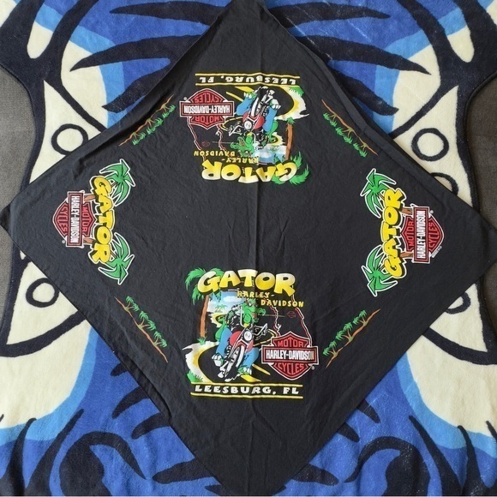 VTG Y2K 03 Harley-Davidson Gator Graphic Bandana - Black with Red and Yellow